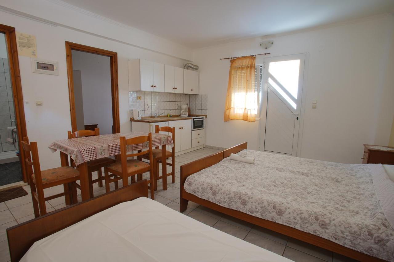 Golden View Studios Chrisi Ammoudia Exterior foto