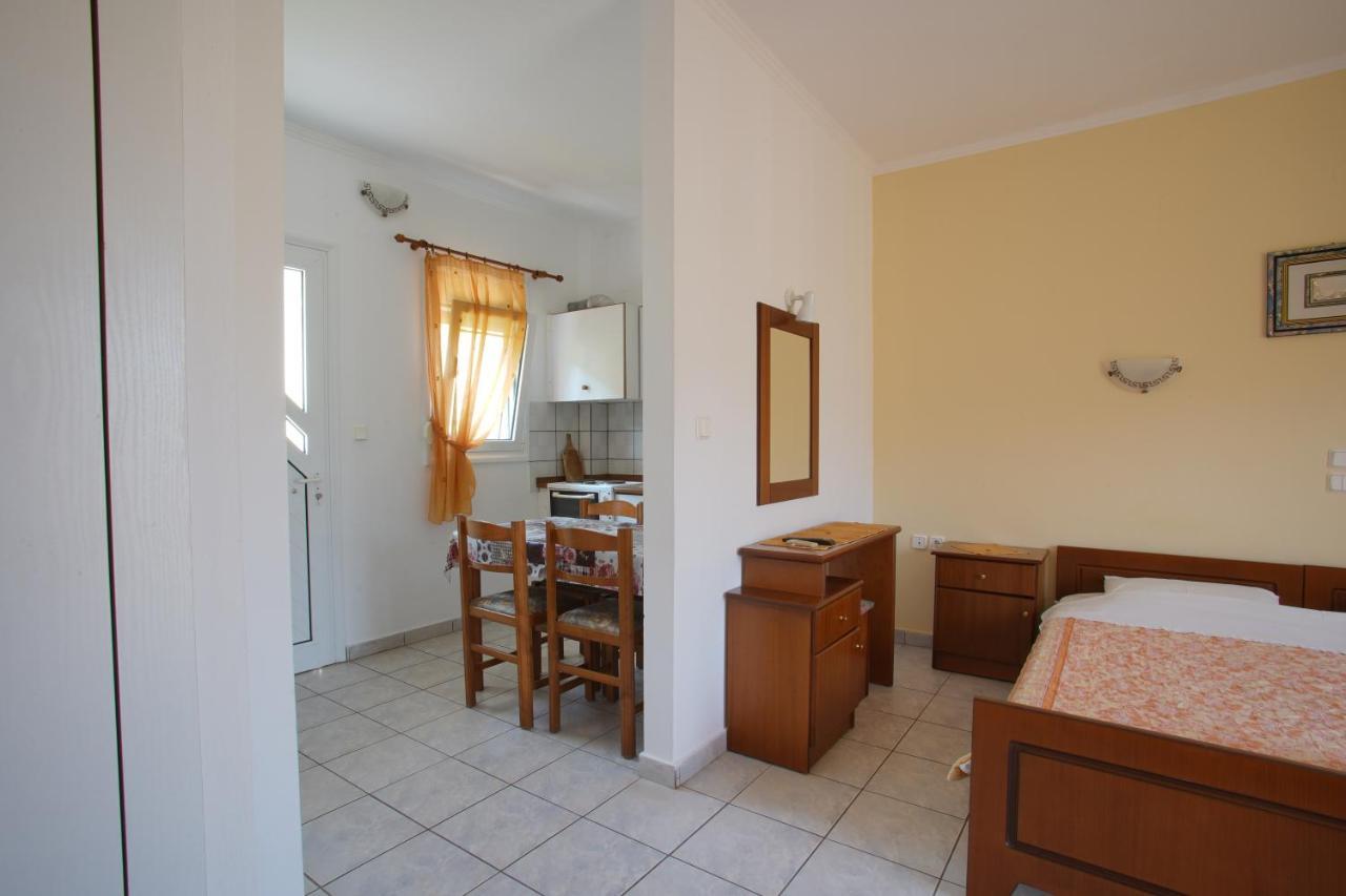 Golden View Studios Chrisi Ammoudia Exterior foto